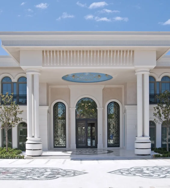 Limra Mermer Bademli Villa komple doğal limra taşı dış cephe kaplama uygulaması.