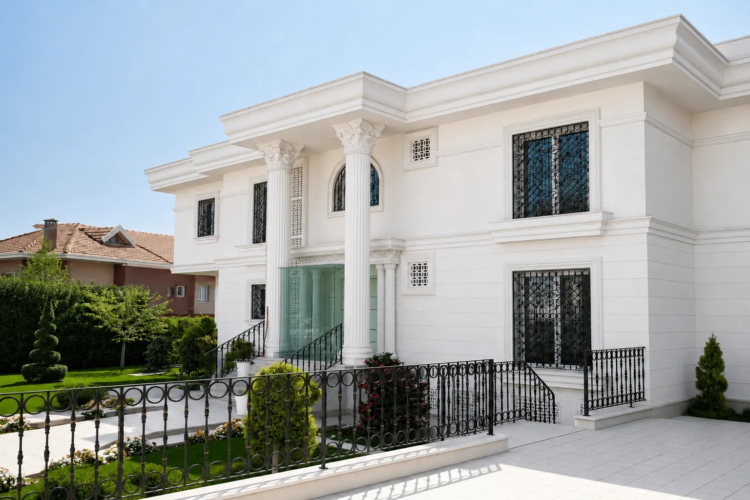 Bademli Lüks Villa Doğal Taş Cephe Kaplama ve Neoklasik Mimari Uygulaması